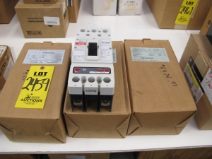 LOT (4) BREAKERS, CIRCUIT TYPE, 175 AMP RATING, 600 VOLT RATING, 2 POLE, THERMAL MAGNETIC KIND. PART # JDC2175 (W-44) LOADING & HANDLING FEE $5-